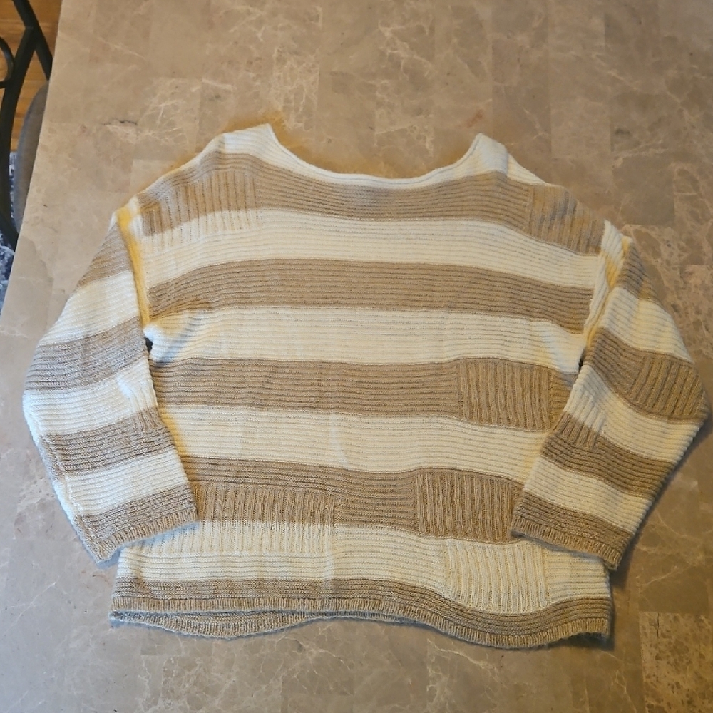 Brand New POL!! Striped Cream and Tan Women's Sweater. Ptp 25
